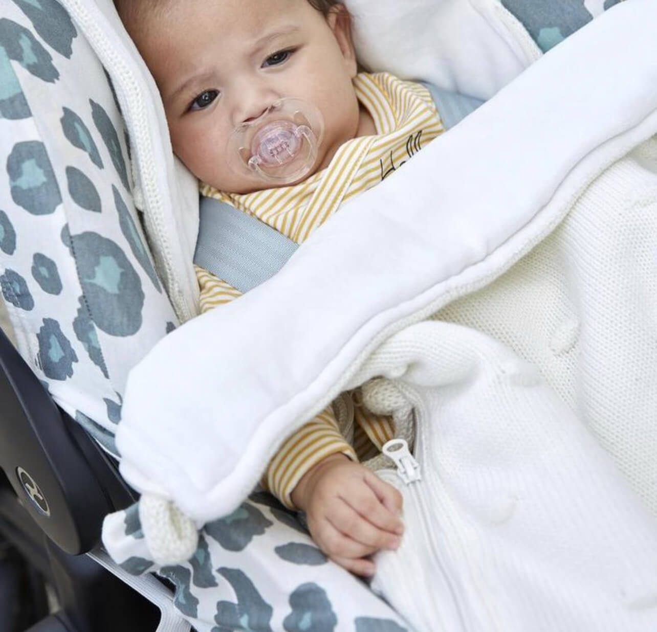 Meyco autostoelhoes Panter Green 0+ - MaxiCosihoes