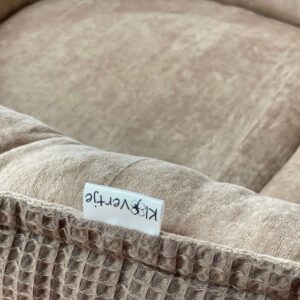 Taupe babynestje van velours en wafelstof van Kl4vertje